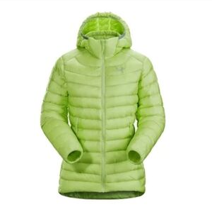 Arc'teryx Women's Puffer Jacket - Lime Green
